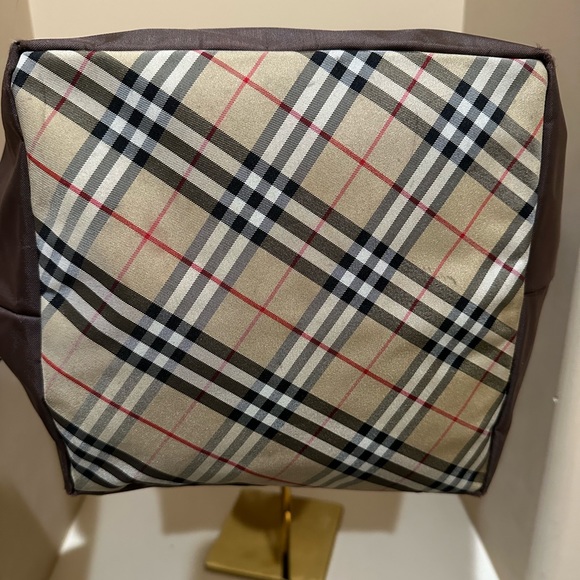 Burberry Of London Brown Nova Checked Classic Tote - Picture 6 of 10